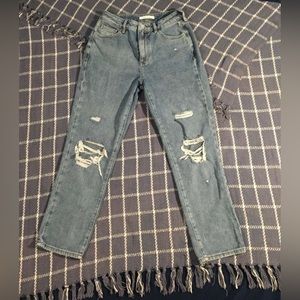 Pristine Light Blue Ripped PACSUN Mom Jeans!